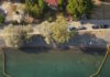 Εύβοια: Μπάνιο με πλωτά φράγματα για μωβ μέδουσες και τσούχτρες – «Ελπίζουμε να εξαφανιστούν»