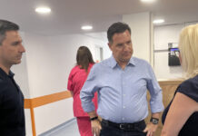 O Άδωνις Γεωργιάδης σε νοσοκομεία της Δυτικής Αττικής λόγω των πυρκαγιών – «Το ΕΣΥ είναι έτοιμο για κάθε ενδεχόμενο»