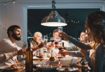 Γνωριμία με την οικογένεια του συντρόφου σου: Πότε είναι η σωστή στιγμή