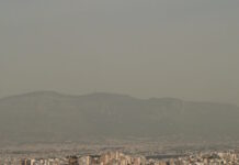 Καιρός αύριο: Ισχυροί άνεμοι έως 7 μποφόρ και μεταφορά αφρικανικής σκόνης – Στους 27 βαθμούς η θερμοκρασία