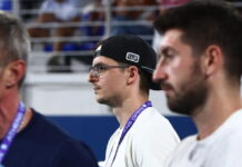 Ο Κωνσταντίνος Μητσοτάκης σε βραδινή έξοδο στα Χανιά