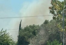 Υπό έλεγχο η φωτιά στη ΒΙΠΕ Κορωπίου – Στάλθηκε μήνυμα του 112