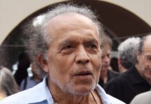 Κηδεία Λάκη Χαλκιά: Σήμερα στο Α’ Νεκροταφείο Αθηνών το τελευταίο «αντίο» στην φωνή της μεταπολίτευσης