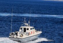 Θρίλερ στη Σύμη μετά την παράσυρση του ιστιοφόρου των Γερμανών: Αναζητείται ακόμη ένας άνδρας – Σώοι οι 6 φίλοι του