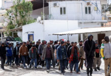 Μεταναστευτικό: Στο τραπέζι της ΕΕ η πρόταση Μητσοτάκη για ευρωπαϊκό μηχανισμό αναστολής ασύλου εν μέσω της κρίσης στη Θέουτα