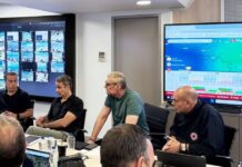 Ο Κυριάκος Μητσοτάκης στο Συντονιστικό της Πολιτικής Προστασίας για τις φωτιές – Ενημερώθηκε για όλα τα πύρινα μέτωπα