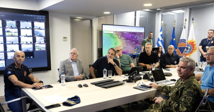 mitsotakis-sintonistiko-foties2-1200x630.jpg