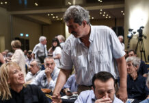 ΣΥΡΙΖΑ: Η «τρόικα» της μετάβασης, το τέλος της αναμονής Τσίπρα και η επόμενη μάχη για την ηγεσία
