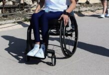 «Προσωπικός Βοηθός»: Πότε ανοίγει η πλατφόρμα για νέες αιτήσεις – Οι δικαιούχοι του προγράμματος και τα εισοδηματικά κριτήρια
