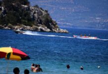 Θεσσαλονίκη: Στο νοσοκομείο δύο 16χρονοι που τραυματίστηκαν σε θαλάσσια παιδική χαρά