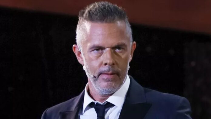 Μπλε-ώρες-Ο-Χρήστος-Λούλης-σε-ρόλο-–-κλειδί-που.jpg