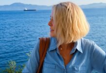 Ρούλα Κορομηλά: Τα καλοκαιρινά στιγμιότυπα από τις διακοπές της – «Ωραία παρέα, γέλια, ανεμελιά»