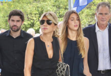 Αλεξία Κληρονόμου-Νίκος Παπανδρέου: Στην κηδεία της Μαργαρίτας Παπανδρέου με τα δύο τους παιδιά
