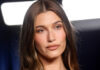 Hailey Bieber manicure: Η ουδέτερη τάση του φθινοπώρου