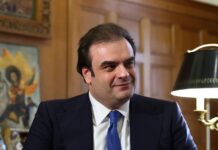 Πιερρακάκης στη Handelsblatt: Τι μπορεί να διδαχθεί η Γερμανία από την Ελλάδα