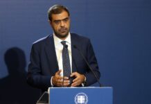 Μαρινάκης: Τι απάντησε στην αντιπολίτευση για τον ΕΦΚ – Τι διευκρίνισε για την εθνική πρωτοβουλία μείωσης τιμών
