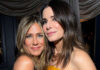 Sandra Bullock: «Έχασα τα μαλλιά μου δύο φορές από το στρες» – Η βοήθεια της Aniston