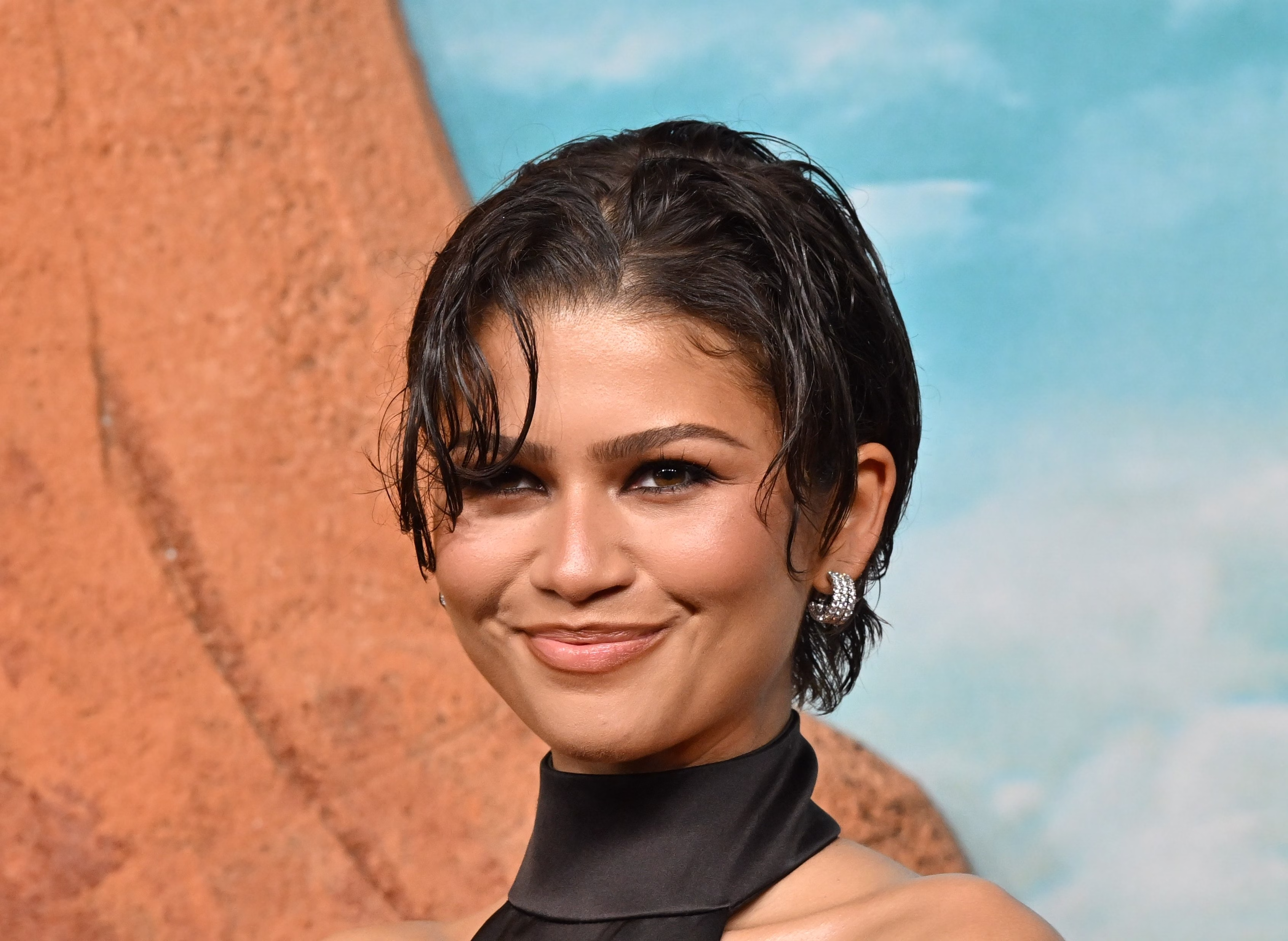 Η Zendaya έκανε το πιο hot κούρεμα για τα Emmys 2026