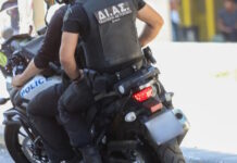 Τρεις νεαρές Ρουμάνες εξαπατούσαν περαστικούς στο κέντρο της Αθήνας – Παρίσταναν μέλη συλλόγου προστασίας κωφών