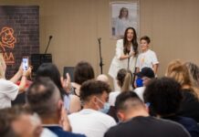Δίπλα στην «ΕΛΠΙΔΑ» ο Γιάννης Ζουγανέλης και η Ιουλία Καλλιμάνη
