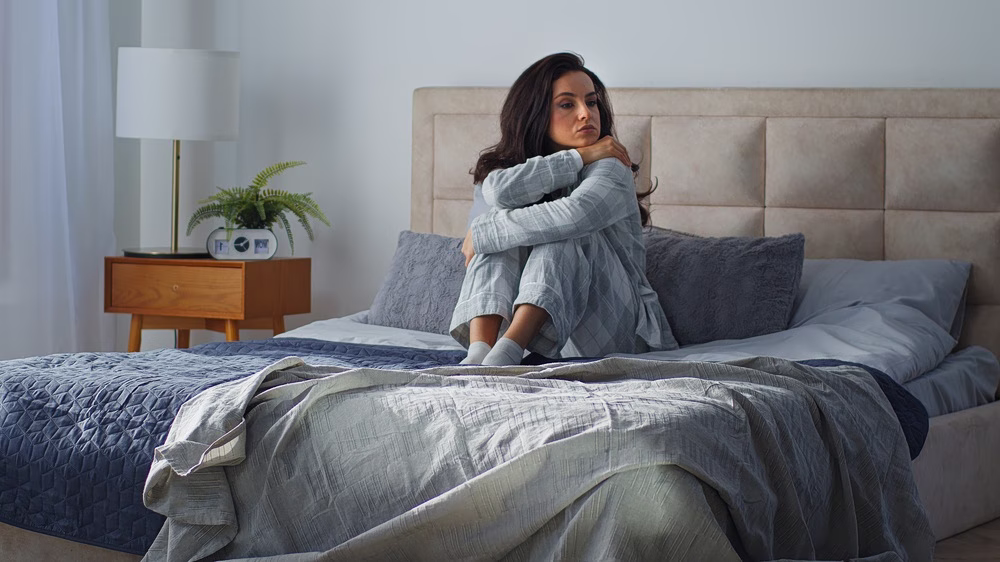 Emotional hangover: Όταν τα συναισθήματα μας εξαντλούν