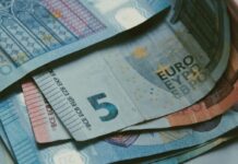ΕΚΤ: «Ψηφίστε για το νέο ευρώ» – 10 σχέδια εμπνευσμένα από δύο θεματικές