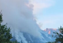 Φωτιά στην Κόνιτσα: Ανεξέλεγκτο το μέτωπο με 170 πυροσβέστες και 13 εναέρια στη «μάχη» – Φλόγες στη χαράδρα του Στομίου