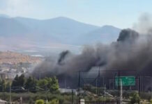 Φωτιά στην Μάνδρα: Καίει σκουπίδια στο Ξηροπήγαδο – Μήνυμα του 112 για ετοιμότητα και για πυκνούς καπνούς, ενισχύθηκαν οι δυνάμεις