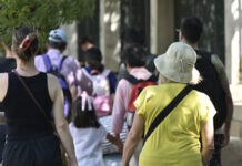 Καιρός σήμερα: Στους 38 βαθμούς η θερμοκρασία, έως 7 μποφόρ οι άνεμοι στο Αιγαίο