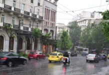 Καιρός σήμερα: Βροχές και καταιγίδες με μικρή άνοδο της θερμοκρασίας – Ισχυροί άνεμοι στο Αιγαίο