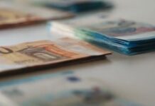 Τι αλλάζει για συνταξιούχους και μισθωτούς – Νωρίτερα οι πληρωμές συντάξεων Οκτωβρίου