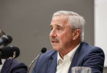 Μανιάτης: Να μειωθεί ο Ειδικός Φόρος Κατανάλωσης στα καύσιμα – «Τεράστιο πρόβλημα η έλλειψη αποθήκευσης ενέργειας»