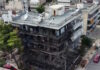 Νέα Ιωνία: Στάχτες και αποκαΐδια η πολυκατοικία – Εικόνες σοκ από τις ζημιές σε όλους τους ορόφους