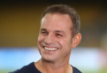 Ντέμης Νικολαΐδης για το πέναλτι της ΑΕΚ: «Μου φάνηκε ότι πέφτει εύκολα, όμως τέτοια δίνονται στην Ελλάδα»