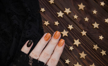 Pumpkin cider: Το τέλειο μεταβατικό nail trend για το φθινόπωρο