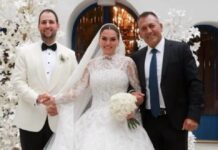 Γιάννης Βρούτσης: Παντρεύτηκε η κόρη του πολιτικού, Νίκη Βρούτση στο Καβούρι