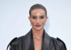 Εβδομάδα Μόδας Λονδίνου: Το sleek bun κυριάρχησε στον οίκο Burberry