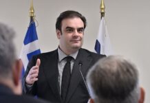 Πιερρακάκης για παράνομο τζόγο: Περίπου 1,8 δισ. ευρώ ο τζίρος το 2025 – Κατατέθηκαν μηνύσεις σε 18 influencers