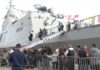 Θεσσαλονίκη: Η φρεγάτα «Κίμων» ανοίγει τις πύλες της στο κοινό – Ουρές στο λιμάνι για μια ξενάγηση