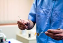 MedWatch: Έλεγχοι σε φυσικοθεραπευτές, ψυχολόγους, διαιτολόγους και οδοντιάτρους – 91% η μείωση των διαφημίσεων στο ίντερνετ