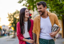 Ποιος είπε ότι σε ένα πραγματικά πετυχημένο ραντεβού πρέπει να ξοδέψετε πολλά; 3 budget friendly ιδέες για την επόμενη έξοδό σας