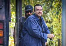 Φίλιππος Καμπούρης: «Ήμουν απλός εργαζόμενος στις εταιρείες, ασκούσα χρέη γραμματέα» – Τι ισχυρίστηκε στην απολογία του