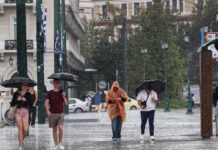 Καιρός: Ισχυρές καταιγίδες, χαλάζι και θυελλώδεις άνεμοι από την Τρίτη – Έκτακτο δελτίο επιδείνωσης από την ΕΜΥ
