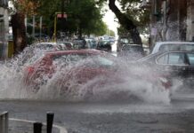 Καιρός – Καλλιάνος: Γραμμή λαίλαπας με καταιγίδες σαρώνει τη δυτική Ελλάδα – Κρύο από Τρίτη με θυελλώδεις ανέμους