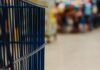 Ακρίβεια: Πώς αλλάζει τις συνήθειες των καταναλωτών – Τι δείχνουν τα στοιχεία έρευνας