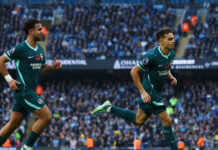 Premier League: Η Μπράιτον του Κωστούλα «σκότωσε» και τη Μάντσεστερ Σίτι και έβαλε «φωτιά» στην κορυφή