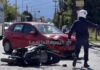 Λαμία: Σοβαρό τροχαίο με αυτοκίνητο και μηχανή σε διασταύρωση – Στο νοσοκομείο με τραύματα οι δύο οδηγοί