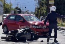 Λαμία: Σοβαρό τροχαίο με αυτοκίνητο και μηχανή σε διασταύρωση – Στο νοσοκομείο με τραύματα οι δύο οδηγοί