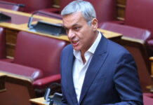 Ο Χάρης Μαμουλάκης παραιτήθηκε από βουλευτής: «Ένας κύκλος έκλεισε»
