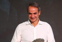 Live: Η ομιλία του πρωθυπουργού στα εγκαίνια της αυτόνομης μονάδας αποθήκευσης ενέργειας στις Νέες Καρυές Λάρισας